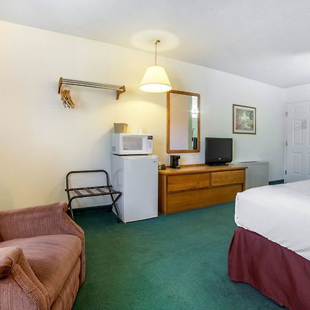 Rodeway Inn Whitehall Pokój zdjęcie