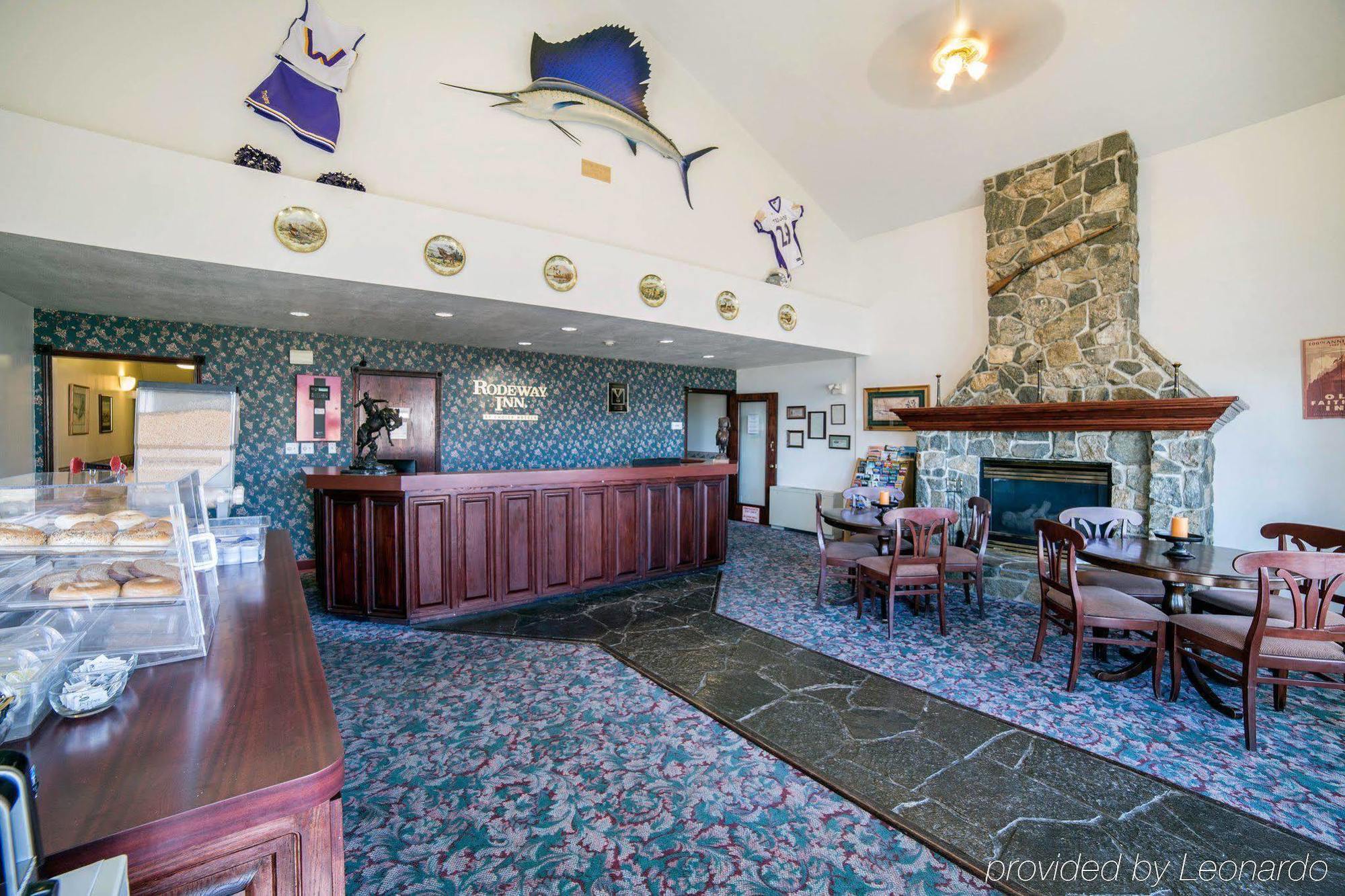 Rodeway Inn Whitehall Zewnętrze zdjęcie